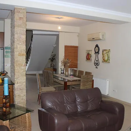 Villa Sunny Pervolia *